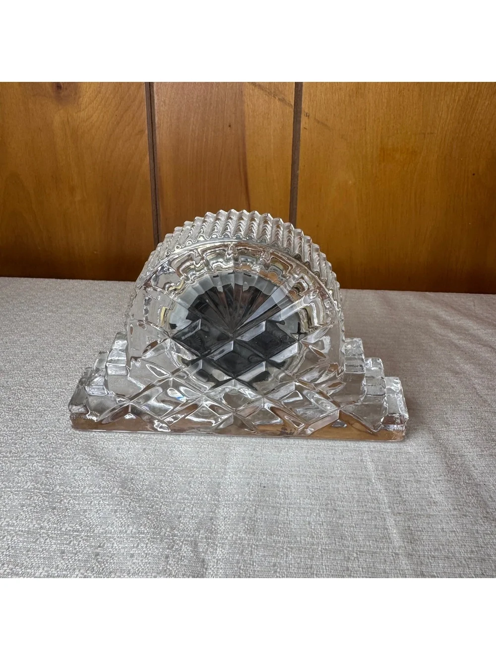 Vintage Crystal Legends Glass Mantel Clock Roman Numerals Gold Tone Quartz
